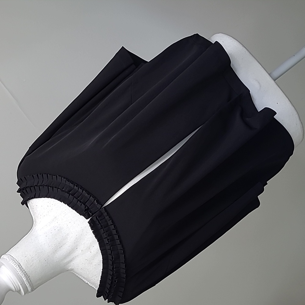 True envy sz 22W black poly spandex blend cropped jacket/sweater